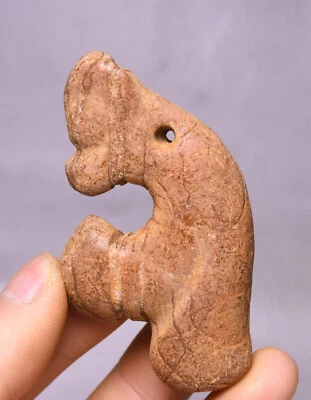 Colgante Amuleto Gancho Dragón Yu Cerdo Talla Jade Antiguo Cultura Hongshan China 7CM  Foto 1 de 4