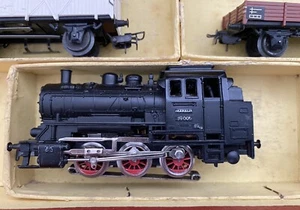 Marklin Märklin HO Train Set, Locomotive, Freight Wagons, Coaches, Accessories - Picture 1 of 20