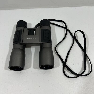 Meade Mini Folding Roof Binocular Travel View 10x32 290ft/1000yds 97m/1000m gray - Image 1 of 4
