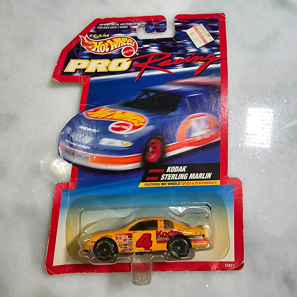 Team Hot Wheels Pro Racing & Champions Terry Labonte Toy Cars 1997 98