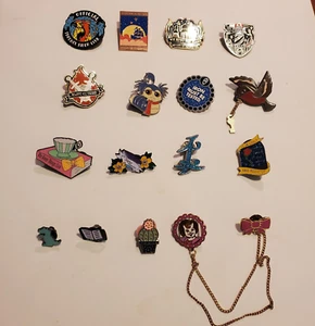 Lot Of 16 Enamel Lapel Pins Badges by Owlcrate Bookish Second Star + More - Imagen 1 de 22