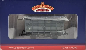 Bachmann 38-080A 12 Ton Southern 2+2 Planked Vent Van 521191 in LMS Grey Livery - Picture 1 of 2