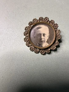 Antique Victorian Mourning Brooch w/ Child Portrait Photo – Brass Floral Frame - Picture 1 of 4