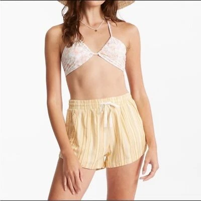 Pantalón corto Billabong amarillo a rayas con cordón bolsillo mezcla algodón. Talla pequeña. Foto 1 de 4
