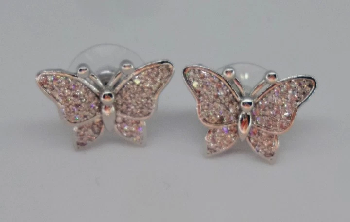 ORECCHINI LOBO DONNA FARFALLA COLOR ARGENTO CRISTALLI STRASS ALTA BIGIOTTERIA - Immagine 1 di 1