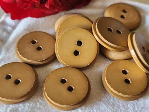 Lot 6 gros boutons vintage en bois peint marron 2,6 cm trous ref TA - Bild 1 von 2