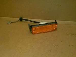 81 1981 HONDA ACCORD RIGHT/PASSENGER SIDE PARK/TURN SIGNAL LIGHT OEM - Picture 1 of 4