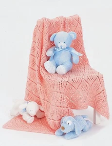 KNITTING PATTERN - PRETTY DIAMOND MOTIF  BABY BLANKET/SHAWL/THROW - Picture 1 of 1