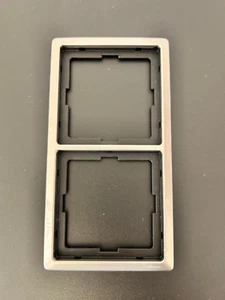 Merten Artec Fläche EDELSTAHL 2-fach Schalter Steckd. Rahmen 481246 - gebraucht - Bild 1 von 1