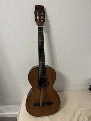 Винтажная романтическая классическая гитара Salvador Ibanez 19 века - историческая - Изображение 1 из 4