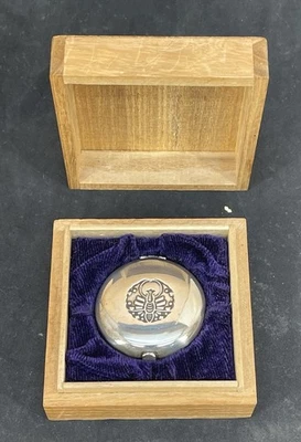 Caja de plata fina del período Taisho japonés (1912-1926) Foto 1 de 4