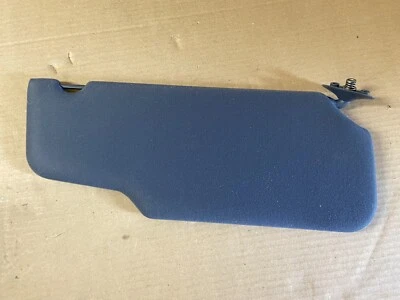 福特 1W7Z-5404104-AAB 右乘客侧遮阳板 01-02 皇冠维多利亚蓝色 — 第 1/2 张图片