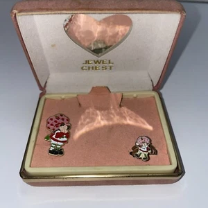 Vintage 1980 Strawberry Shortcake Enamel Lapel Pin And Ring Set - Picture 1 of 4