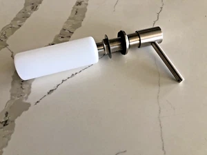 Kitchen Liquid Soap Dispenser in Stainless Steel Brushed Nickle Pump - Picture 1 of 4