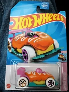 HOT WHEELS 2023 TREASURE HUNT SERIES-DONUT DRIFTER-MOMC - Picture 1 of 2