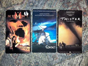 Lot VHS movies Twister The Mummy Contact Jodie Foster - Foto 1 di 2