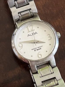 Vintage Alba (Seiko) Women's 5 Bar Silver Tone VX51-X429 Watch For Parts Repair - Picture 1 of 9