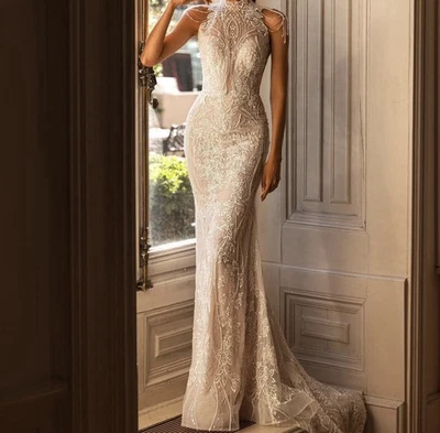 Vestido de novia bordado Foto 1 de 4