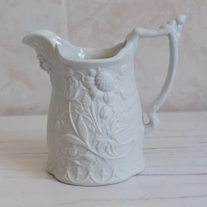 Portmeirion British Heritage Collection Creamer Milk Jug H 9cm White Embosssed - Picture 1 of 21