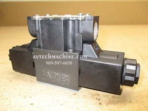 Kompass Elettrovalvola Idraulica D4-02-3C9-A156 Bobina AC110 - Foto 1 di 2
