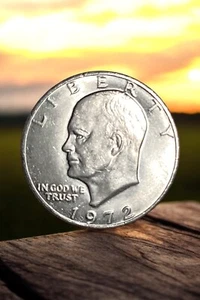 1972-P Eisenhower Dollar Clad About Uncirculated 75% Copper 25% Nickel - Picture 1 of 2