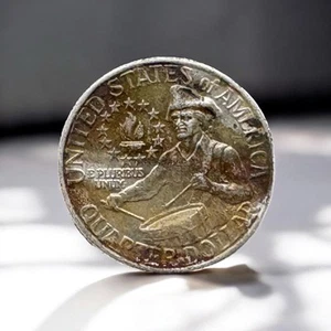 Super Rare 1976 Bicentennial Quarter w/Amazing One of a Kind Lamination Errors! - Picture 1 of 2