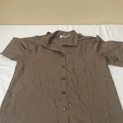 Camisa Josephine Chaus esporte feminina verde com colarinho de botões manga 10 - Imagem 1 de 3