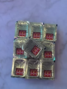10 Stück WcDonald’s Anime Sauce LIMITED EDITION Päckchen McDonalds - Bild 1 von 4