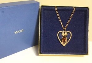 PRETTY VINTAGE AVON 20” HEART SHAPED NECKLACE WITH TOPAZ MARQUIS RHINESTONE - Picture 1 of 6