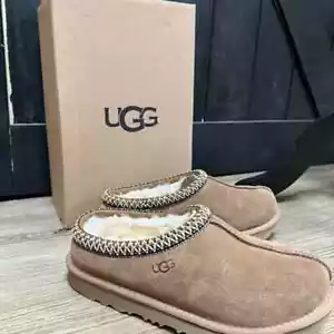 New UGG Kids Tasman II Slipper (Chestnut) 1019066K, 100% Authentic - Picture 1 of 5
