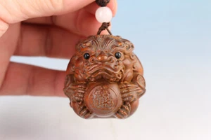 Fortune chinese boxwood handmade pixiu statue netsuke collectable hand piece art - Picture 1 of 7