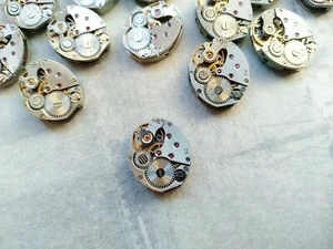 Lot of 24 Small Watch Vintage Movements Steampunk Mechanisms 13 mm - Picture 1 of 7