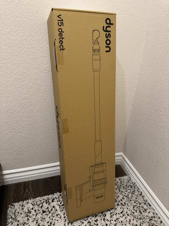 Dyson V15 Detect Absolute Stick Vacuum Cleaner - Gold (447294-01)