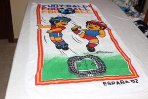 NEW SPAIN WORLD WORLD WORLD 82 VINTAGE BATH TOWEL HIGHLY QUOTED - Picture 1 of 3