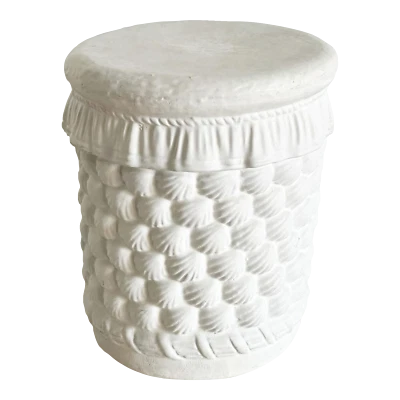 Mesa auxiliar/pedestal de cerámica fundida costera esculpida concha marina Foto 1 de 4