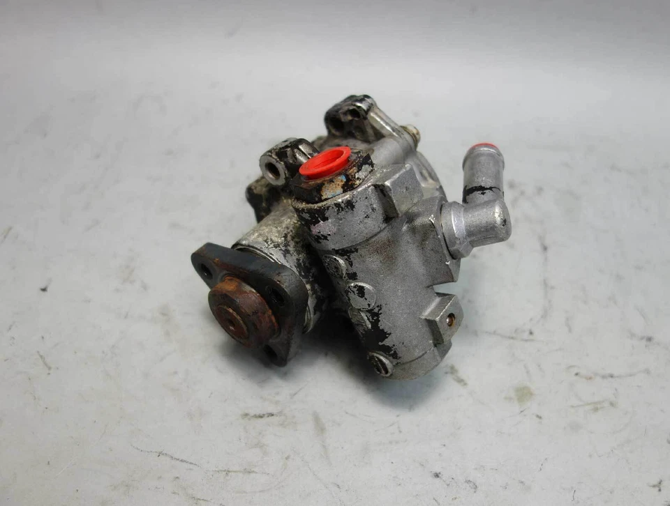 Bomba de dirección asistida BMW E36 6 cilindros 1996-1999 328i 323is 323iC OEM USADA LUK 120bar Foto 1 de 4