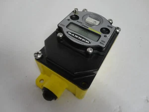 Banner Engineering DX80N9X1S-P1E with 2-4-20mA 2-Thermistor, 2 Digital In & Out - Picture 1 of 4
