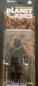 PLANET OF THE APES MEDICOM FIGURE Soldier ape Rare Mint - Picture 1 of 5
