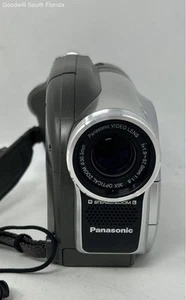 Panasonic VDR-D100 30x Optical Zoom Black Silver Video Camera Camcorder - Picture 1 of 6