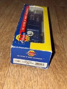 Athearn N Scale Yreka Western YW 25104 50' FMC Offset Double Door Box Car #11281 - Picture 1 of 2