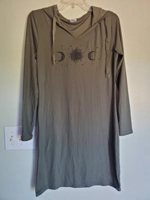 No Boundaries Long Top Size Large (11-13) - Image 1 of 3