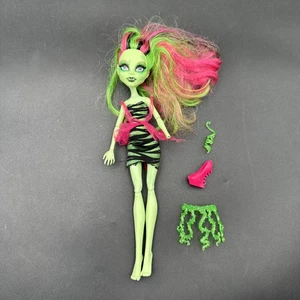 monster high puppe Zombie Shake Venus - Bild 1 von 7