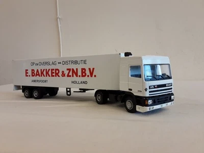 LION CAR DAF 95 E BAKKER  & ZN BV - Image 1 of 4