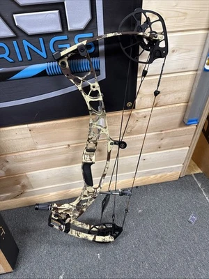 Hoyt Alpha AX-2 29 destro 60 lb-70 lb 29,25 pol-30i comprimento de tração cerca camuflagem - Imagem 1 de 3