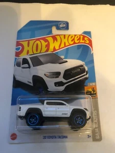 Hot Wheels Baja Blazers 2020 Toyota Tacoma, WHITE! - Picture 1 of 1
