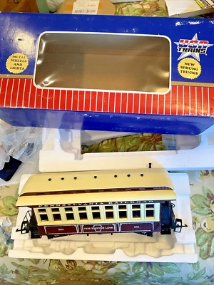 USA Trains G Scale Pennsylvania Passenger Car Lighted Sprung Trucks 250 PRR NOS - Image 1 of 4