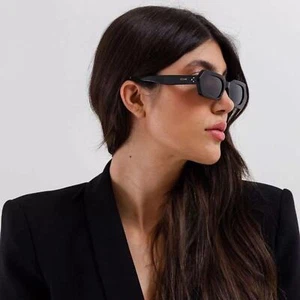 New CELINE CL40243I 5101A Black Dark Grey Authentic Women Sunglasses - Picture 1 of 13