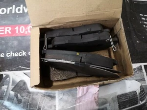 HONDA CIVIC MK 5 FRONT BRAKE PAD KIT GENUINE NEW 45022-SN3-000 - Picture 1 of 3