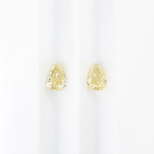 0.26c FANCY DEEP YELLOW DIAMOND MATCHING PAIR TEARDROP SHAPE PEAR NATURAL ACCENT - Picture 1 of 1