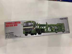 Tomica Limited Vintage Neo LV-N225a Isuzu 810EX Car Transporter Green Model Car - Picture 1 of 3